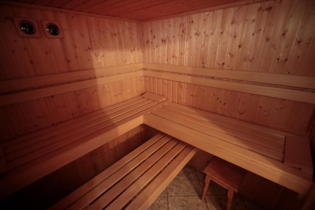 Goldhouse - Sauna, Whirlpool, Switch, Darts & Mehr أندرناخ المظهر الخارجي الصورة
