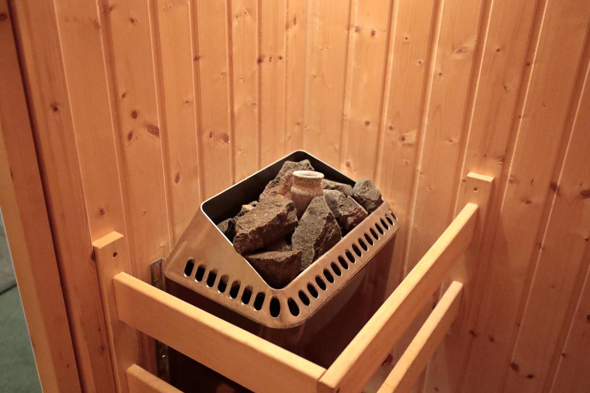 Goldhouse - Sauna, Whirlpool, Switch, Darts & Mehr أندرناخ المظهر الخارجي الصورة